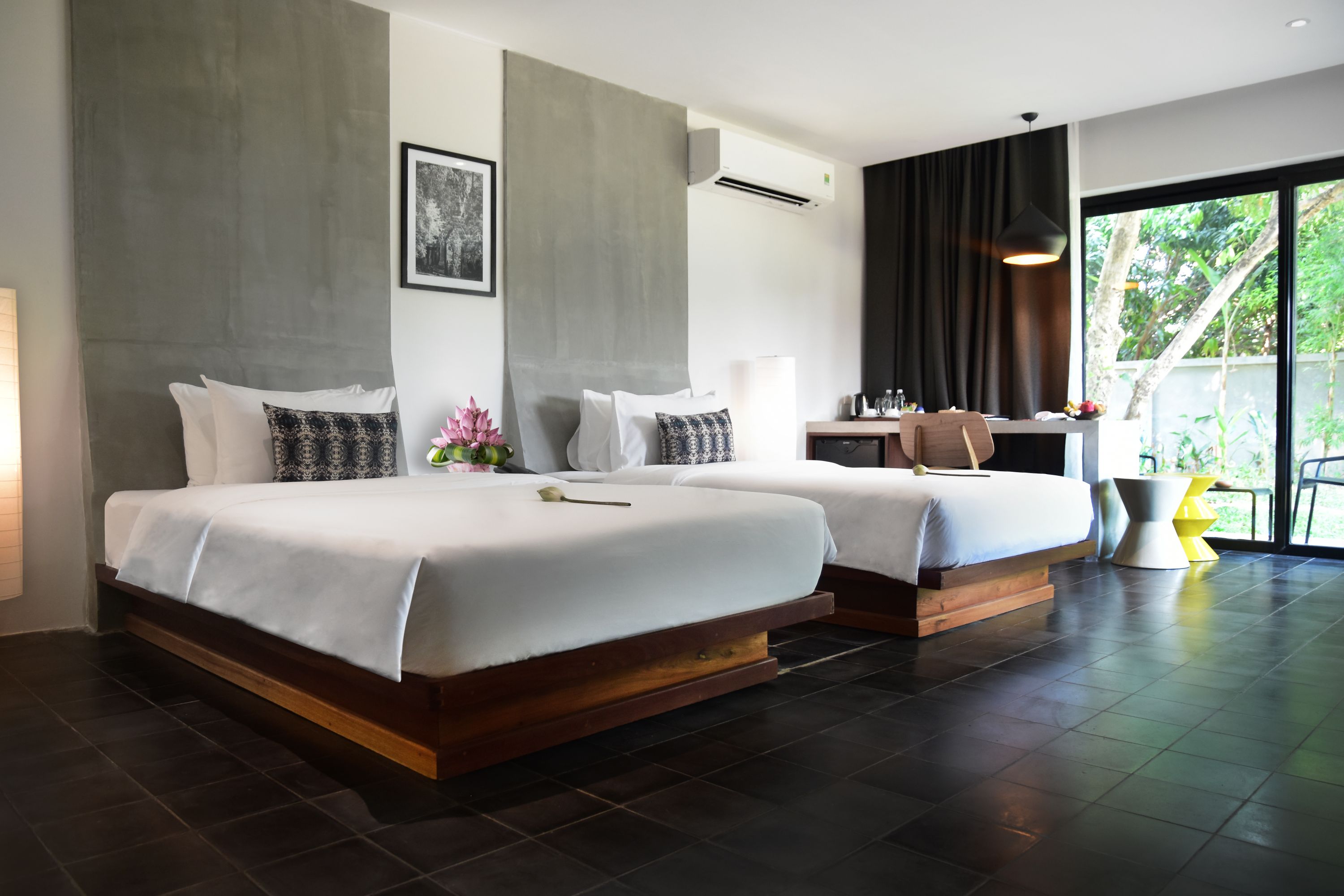 Deluxe Twin Suite